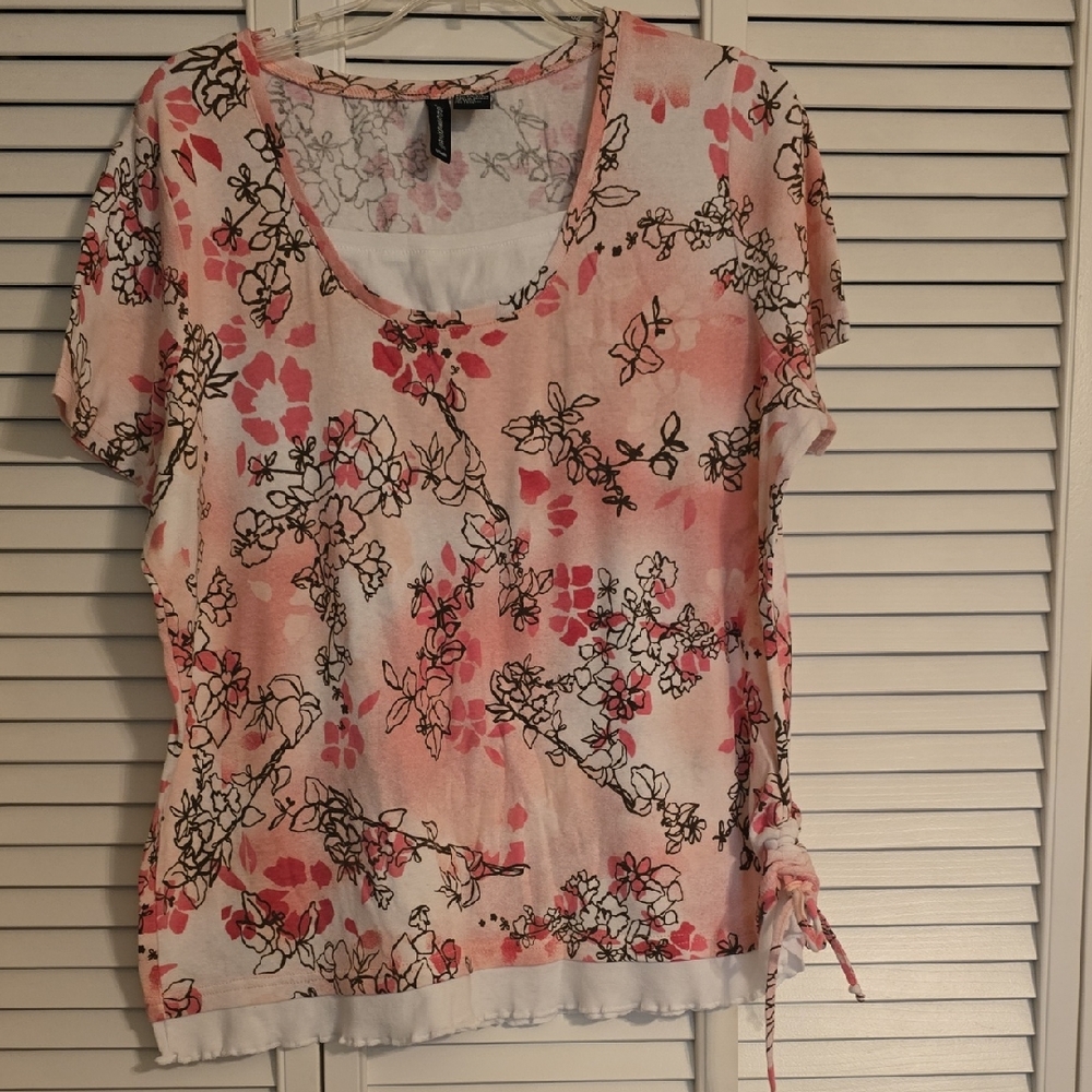 Relaxed Floral Pink and Orange Short Sleeve Blouse